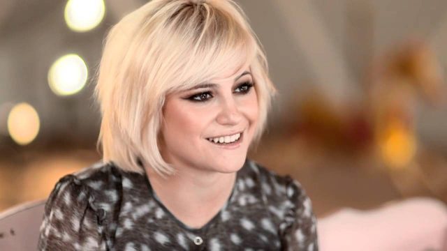 Pixie Lott Height Weight Shoe Size Body Measurements