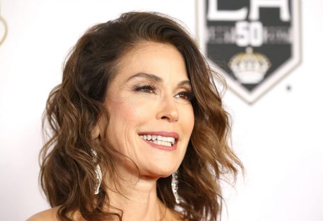 Teri Hatcher Height Weight Shoe Size Body Measurements